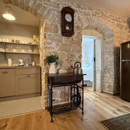 Villa Di Piazza Višnjan Exteriör bild