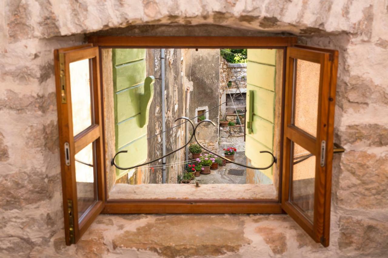 Villa Di Piazza Višnjan Exteriör bild